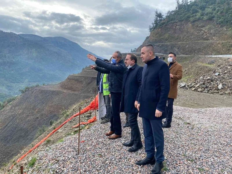 AK Partili Kırkpınar, Kemalpaşa’da yatırımları inceledi
