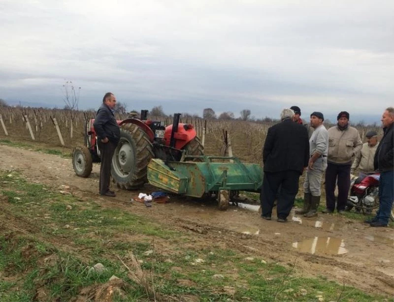 Çubuk kırma makinesine kolunu kaptıran çiftçi ölümden döndü
