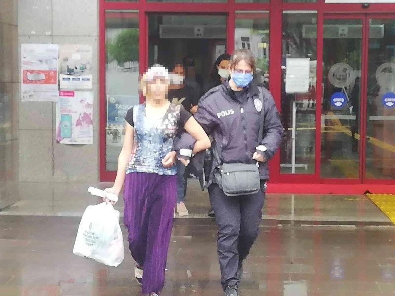 Hurda demiri hırsızı 3 kadından 2’si tutuklandı
