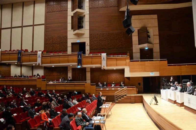 Meclisin gündemi, Grand Plaza ve yarışma parası oldu
