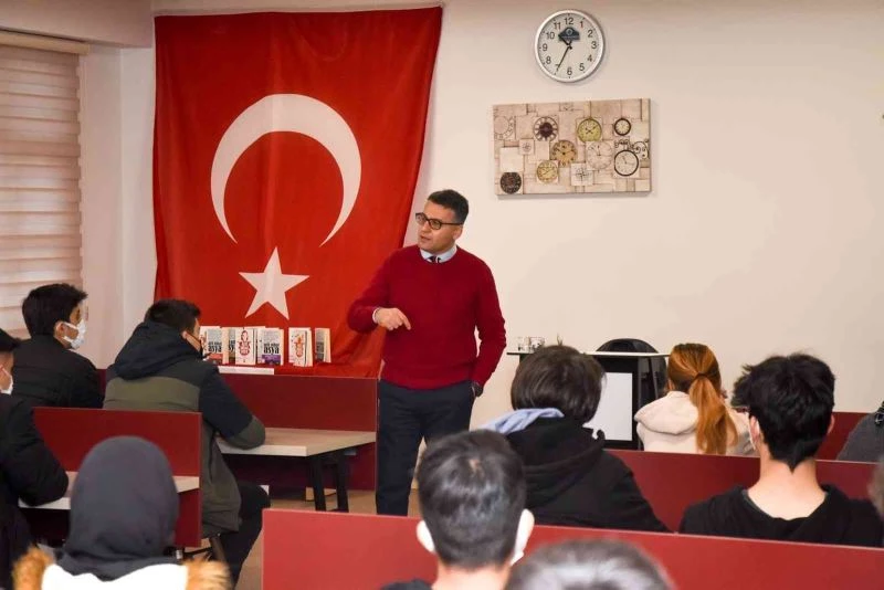 Ünlü şair Arif Nihat Asya ölümünün 47. yılında şiirleriyle anıldı