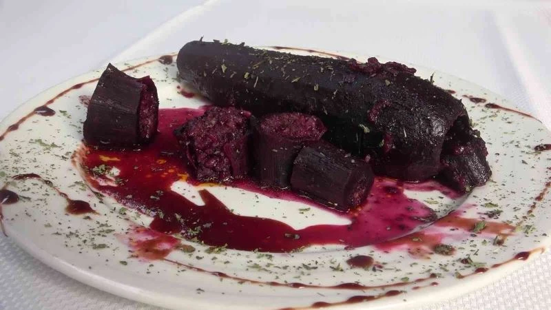 Bu havuç tornada oyulup dolma yapılıyor
