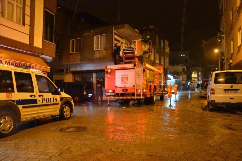 Amcalarından haber alamayan yeğenler, paniğe neden oldu
