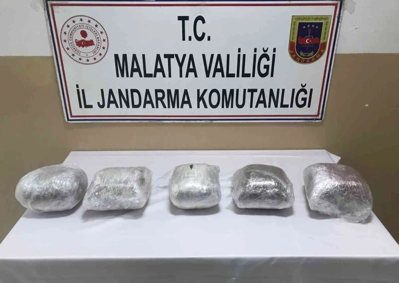 Tren ile uyuşturucu sevkiyatına jandarma engeli
