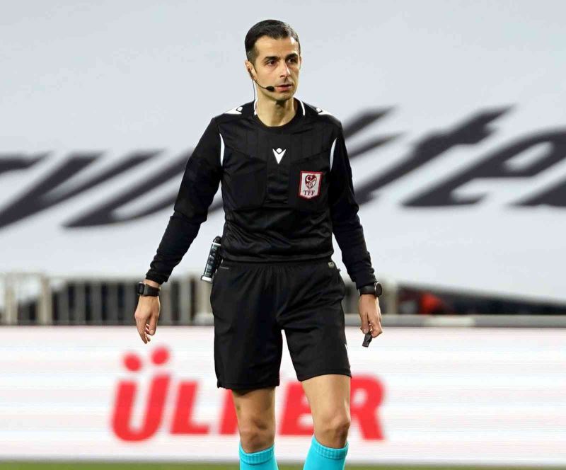 Sivasspor - Trabzonspor maçında Mete Kalkavan düdük çalacak
