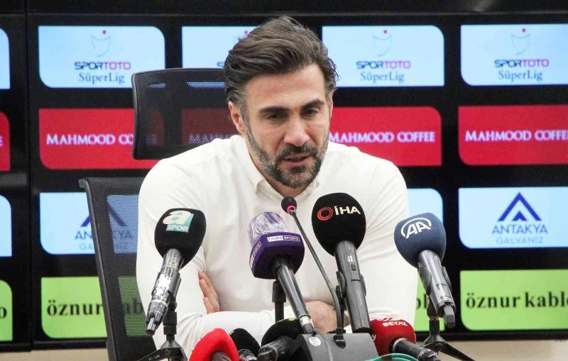 Erdoğan: “Maçın her anına kulübenin de dahil olması bir takım olduğumuzun göstergesi”
