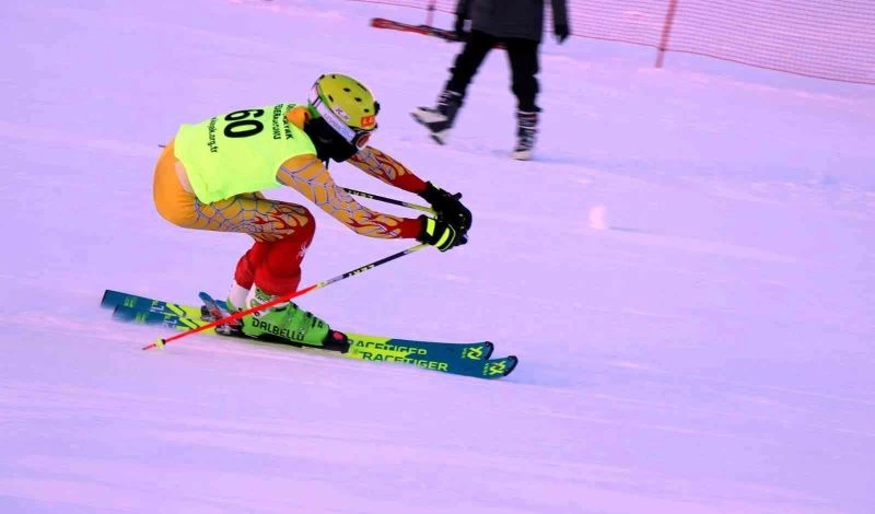 Erzincan’da Alp Disiplini U18 Büyükler eleme yarışları başladı
