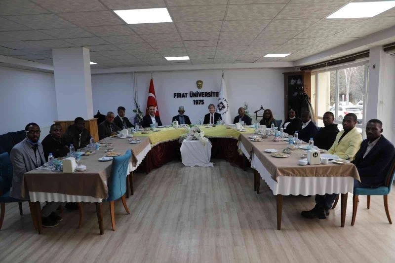 Fırat Üniversitesi Nijerya heyeti ile bir araya geldi
