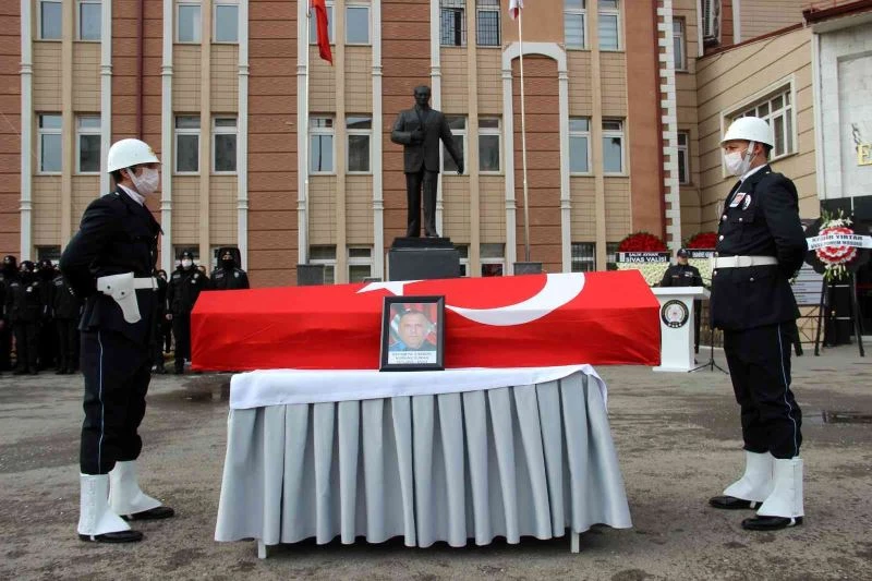 Vefat eden polis memuruna vefa
