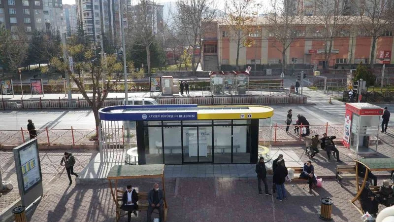 Büyükşehirden son teknolojik özel duraklar
