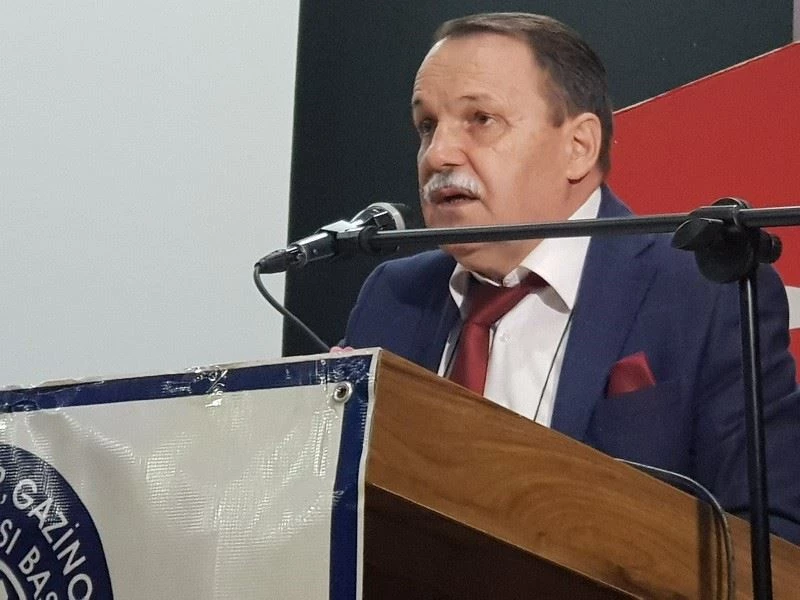 Edremit Kahveciler Odası Mustafa Aydoğan ile ‘devam’ dedi
