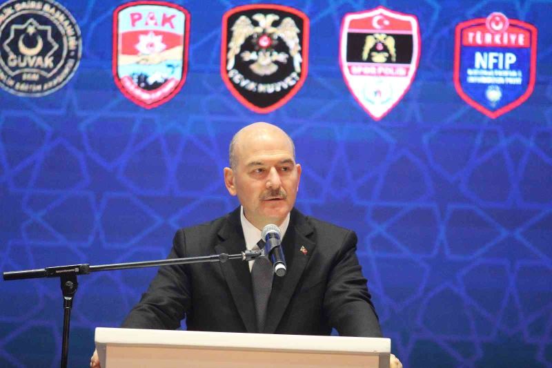 Bakan Soylu, Katar’daki Dünya Kupası’nda görev alacak Türk polisiyle ilgili detayları açıkladı
