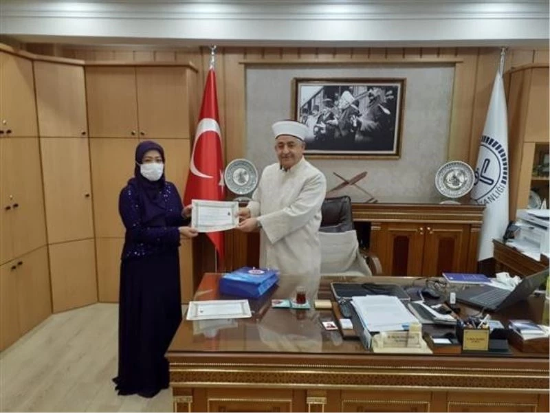 Taylandlı Pronkaew Esma oldu
