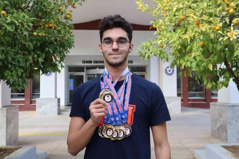 Sakat omuzla Türkiye şampiyonu oldu
