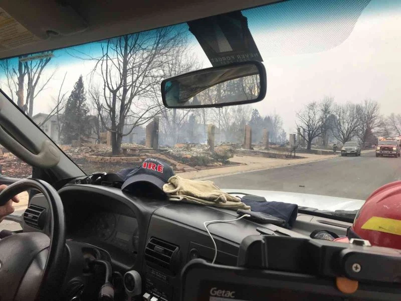 ABD’deki yangında 991 ev yandı, 3 kişi kayıp
