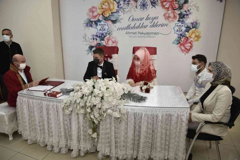 Selçuklu’da 2021 yılında 4 bin 693 çift evlendi
