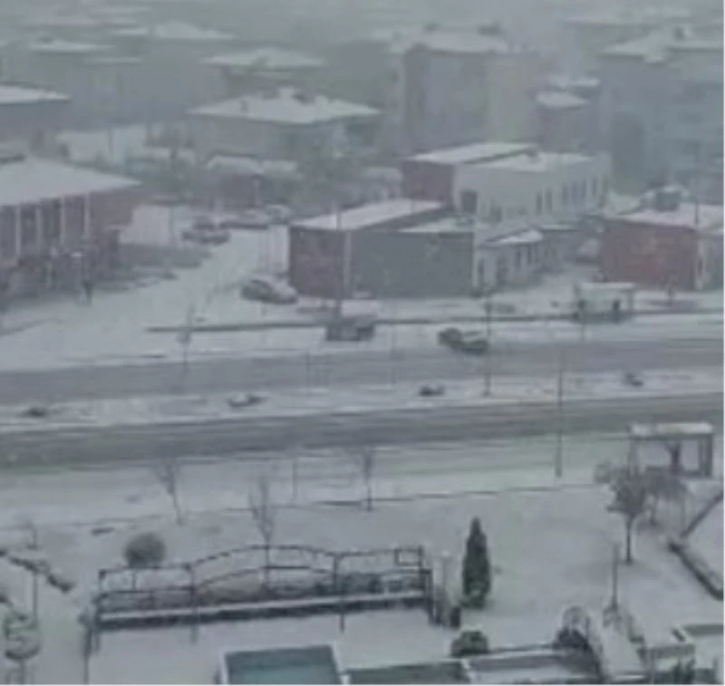 Lüks aracın simitçiyi ezdiği anlar ortaya çıktı
