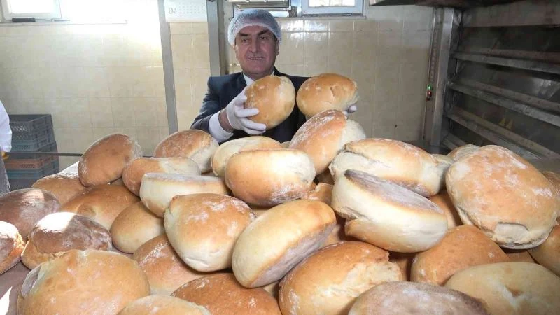 Somuncu Baba’nın 630 yıllık geleneğini yaşatıyorlar...Kapı kapı ücretsiz dağıtıyorlar
