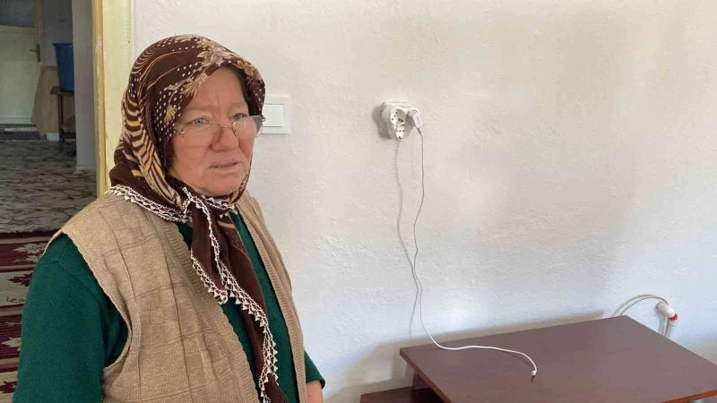 Televizyonu çalınan Dilber Kömürcü: ‘‘6 ay önce eşim vefat etti. Benim en yakın arkadaşım televizyonumdu’’
