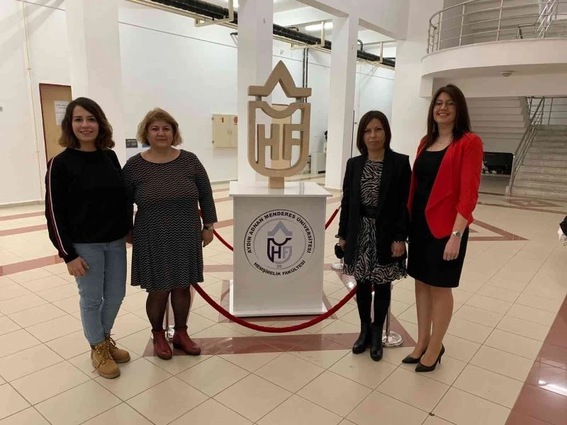 ADÜ Hemşirelik Fakültesi doktora öğrencileri Sözel Bildiri Birincilik Ödülü’nü almaya hak kazandı
