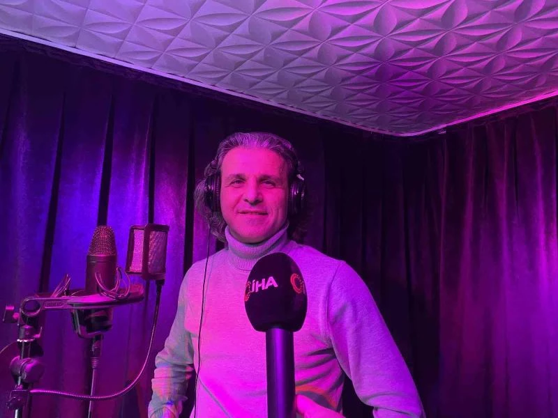 Galatasaray aşkı marş yazdırdı
