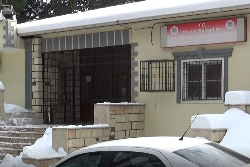 Sahte alkolden ölen şahsın cenazesi ailesine teslim edildi
