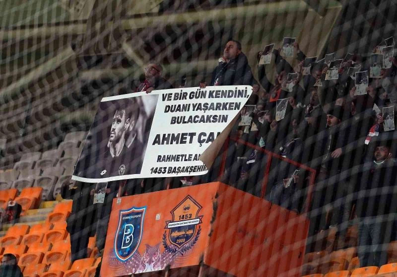 Başakşehir’de Ahmet Çalık unutulmadı
