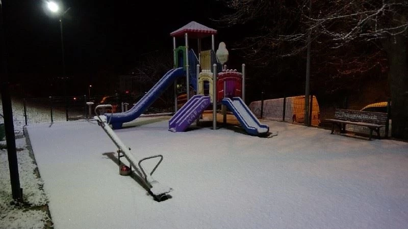 Köyün Muhtarı Cami hoparlöründen köylülere, ’’Doğal afetlere karşı tedbirli olmalıyız’’ diyerek köylüleri uyardı
