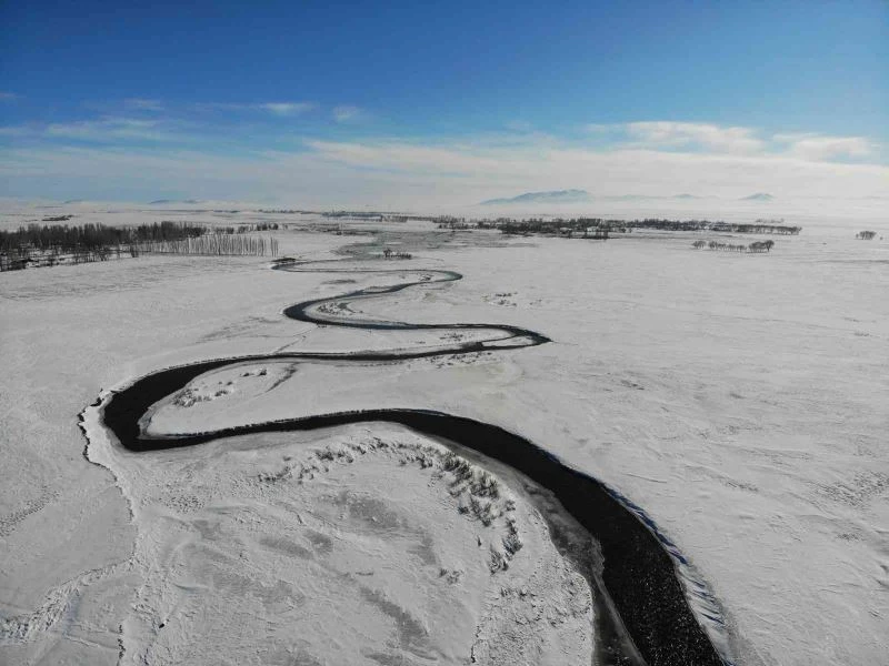 Kars’ta mendereslerin seyrine doyum olmuyor
