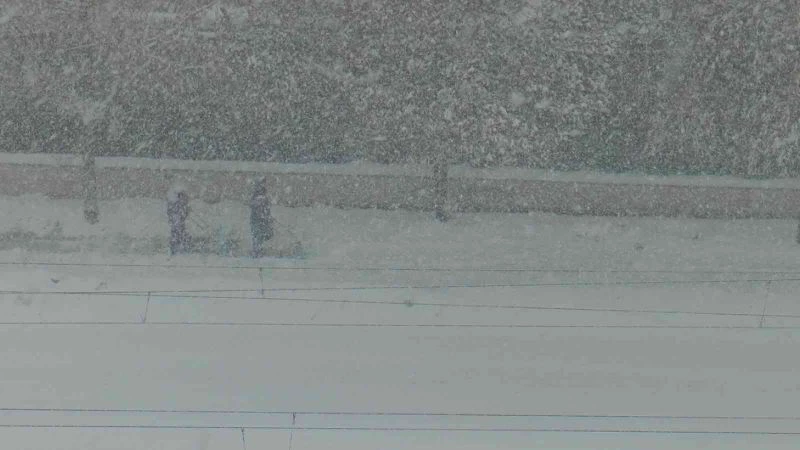 Gaziantep’te kar yağışı şiddetini arttırdı
