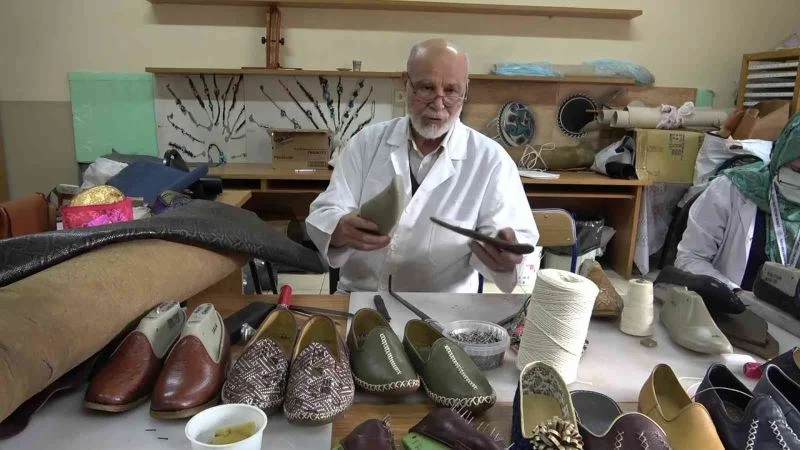 79 yaşındaki ustanın Cerrahpaşa’dan Tuzla’ya ‘yemeni’ yolculuğu
