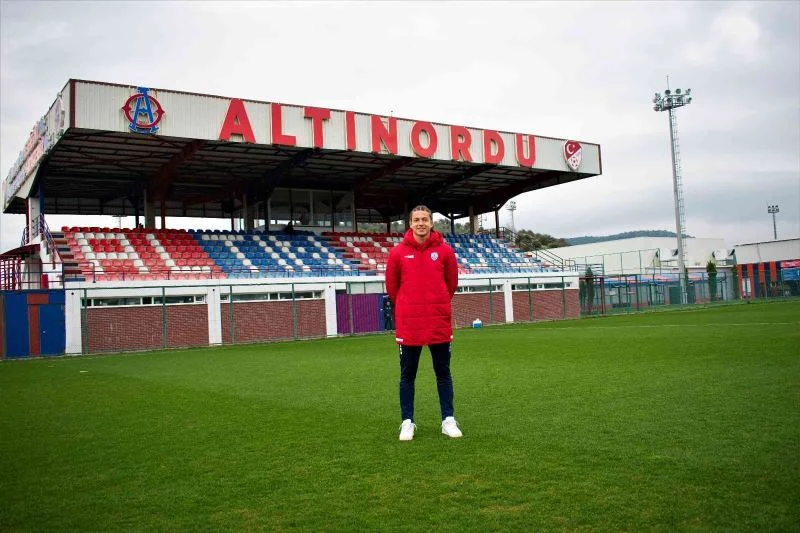 Enis Destan’dan, Altınordu’ya duygusal veda
