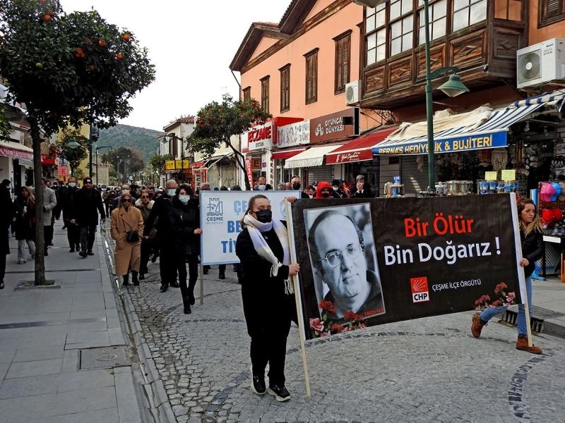 Uğur Mumcu Çeşme’de anıldı
