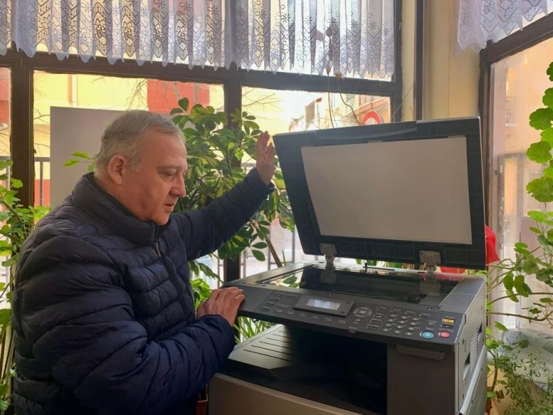 Eskişehirli muhtardan öğrencilere ücretsiz fotokopi hizmeti
