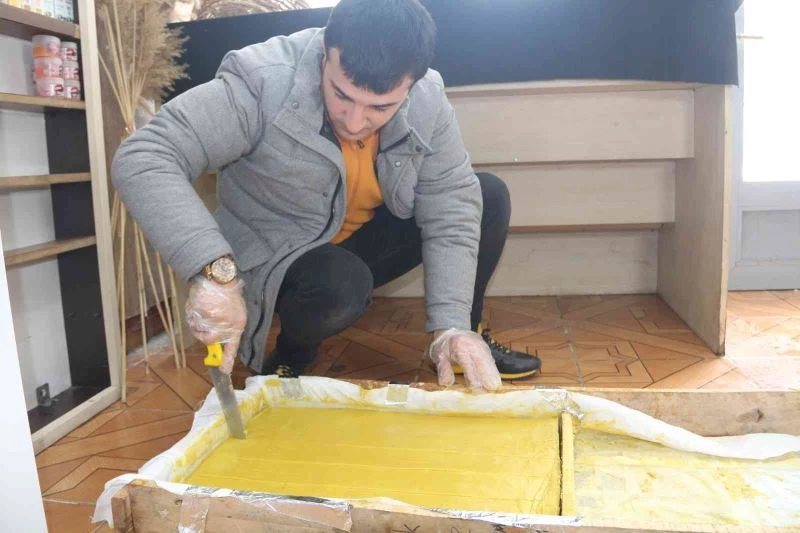 Van Gölü suyundan sabun üretti
