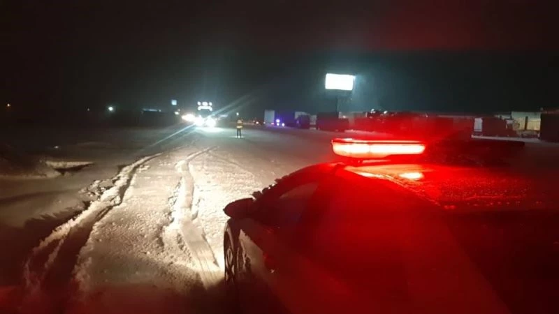 Polis olumsuz hava koşullarında da 24 saat görevine devam ediyor
