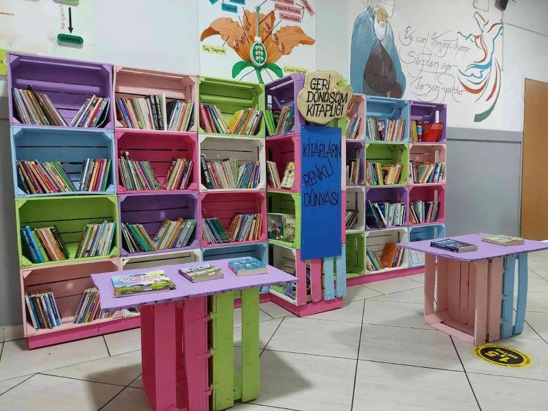 Atıklar kütüphanelerde hayat buldu
