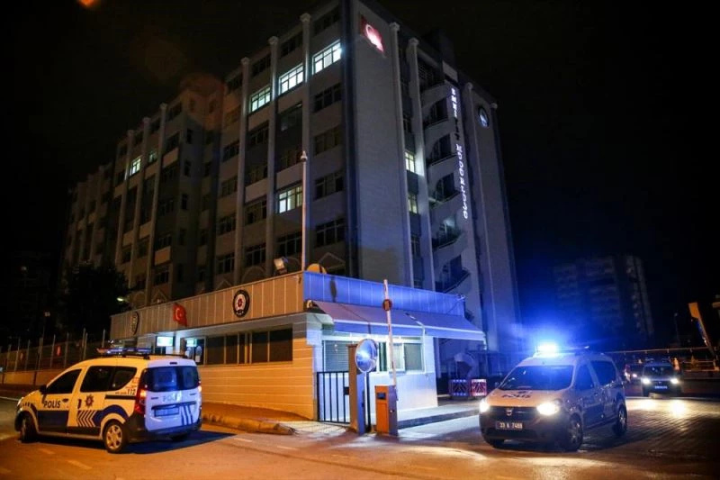 Mersin merkezli 4 ilde dolandırıcılık şüphelilerine yönelik şafak operasyonu