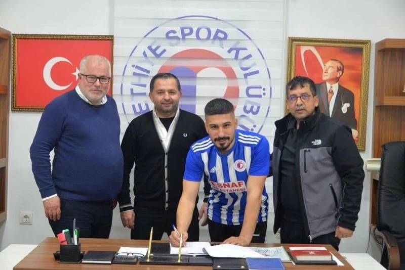 Fethiyespor Maksut Birben’i renklerine kattı
