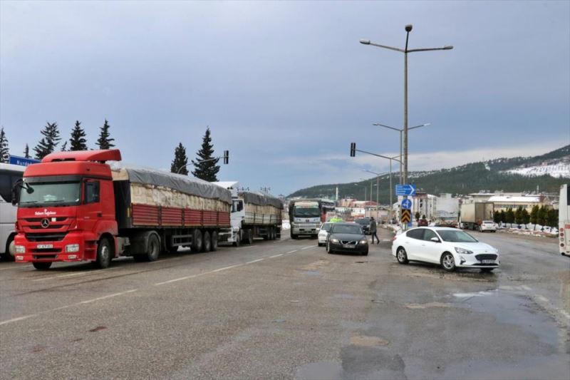 GÜNCELLEME Osmaniye-Gaziantep kara yolunun Gaziantep yönü trafiğe açıldı