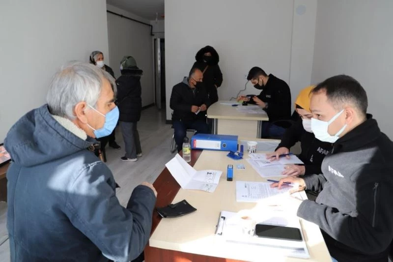 Deprem konutları teslim edilmeye devam ediyor
