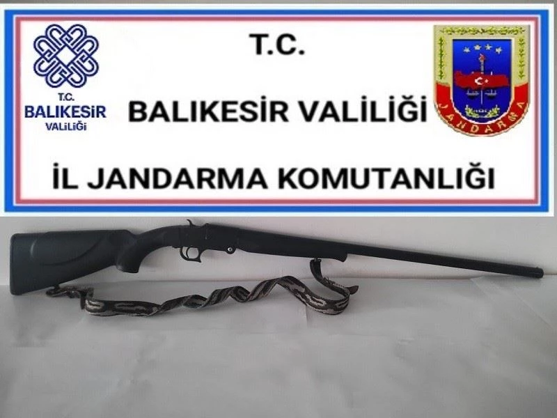 Jandarma güvenlik kontrollerinde aranan 29 kişiyi yakaladı
