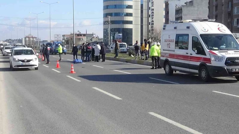 Alt geçidi kullanmadı, hayatından oldu
