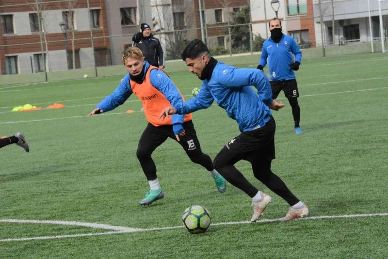 Yunusemre Belediyespor 2. devrenin ilk maçına odaklandı
