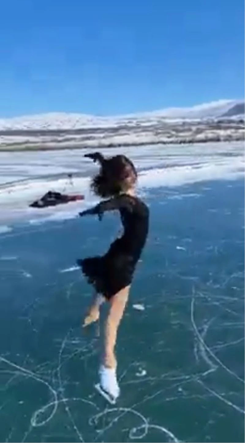 Milli patenci Şentunalı’dan Çıldır gölünde gösteri
