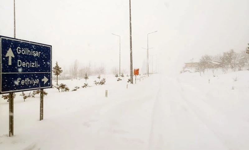 Sibirya soğuğu Çameli’yi etkisi altına aldı
