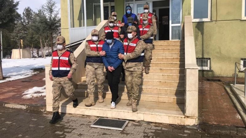 Siirt’te akü çalan 3 hırsızdan 2’si tutuklandı
