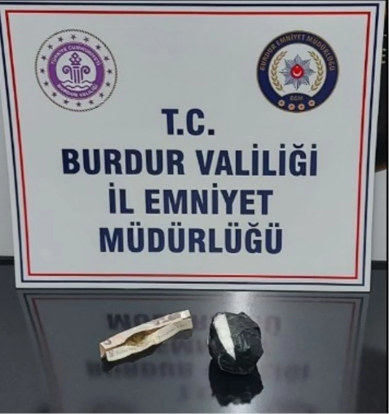 Burdur’da narkotik timlerinin durdurduğu araçtan kokain çıktı
