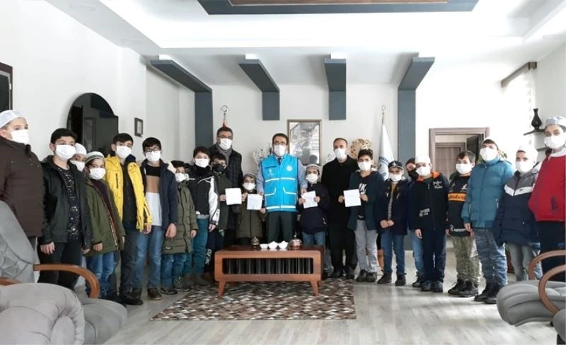 Erzurumlu Minik hafızlar, İdlib’deki kardeşlerini unutmadı
