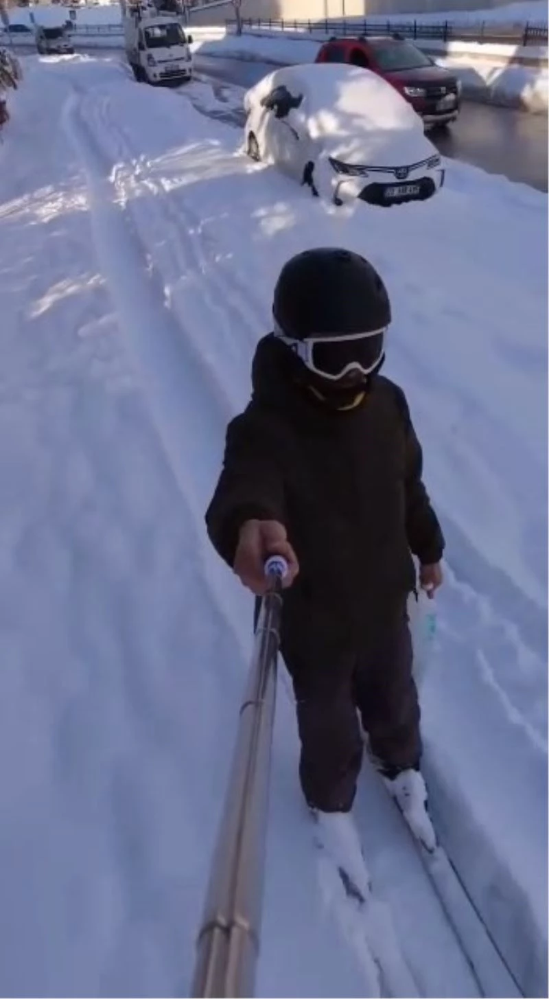 Kayak takımlarına atlayıp alışverişe çıktı
